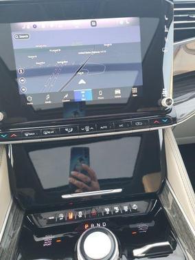 2022 Jeep Wagoneer Series III 4x4