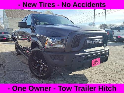 2023 RAM 1500 Classic Warlock Crew Cab 4x4 5'7' Box