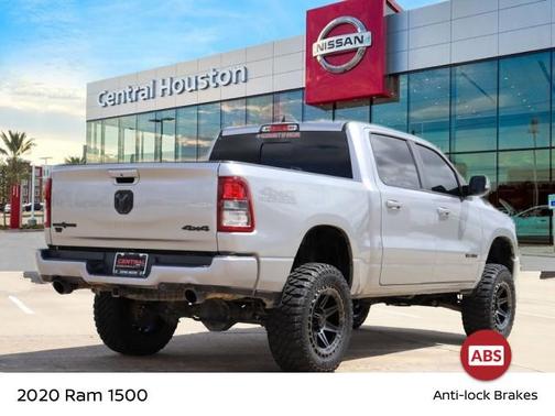 Photo 4 of 26 of 2020 RAM 1500 Big Horn