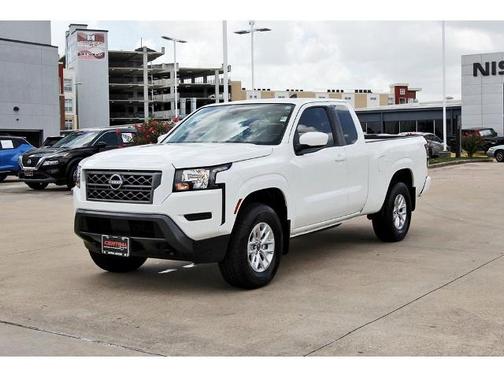Glacier White 2024 Nissan Frontier SV