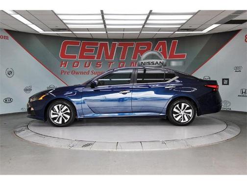 2022 Nissan Altima 2.5 S