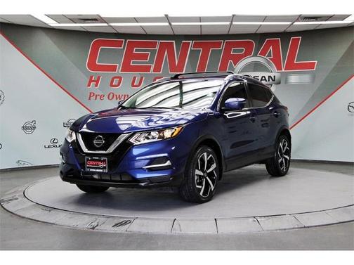 2022 Nissan Rogue Sport SL