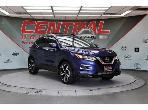 2022 Nissan Rogue Sport SL