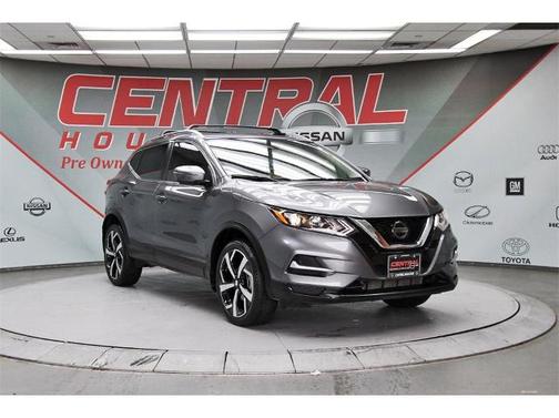 2022 Nissan Rogue Sport SL
