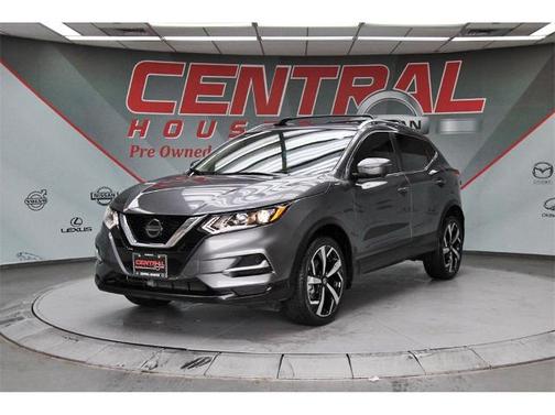 2022 Nissan Rogue Sport SL