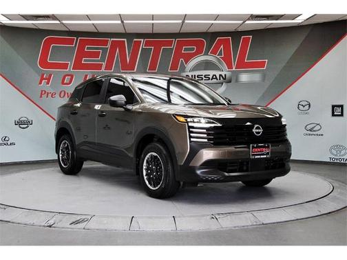 2025 Nissan Kicks S