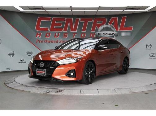 2021 Nissan Maxima SR