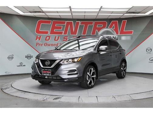 2022 Nissan Rogue Sport SL