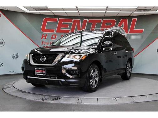 2020 Nissan Pathfinder S