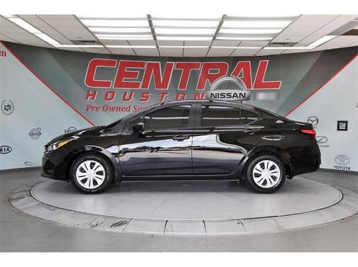 2024 Nissan Versa 1.6 S