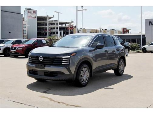 2025 Nissan Kicks S