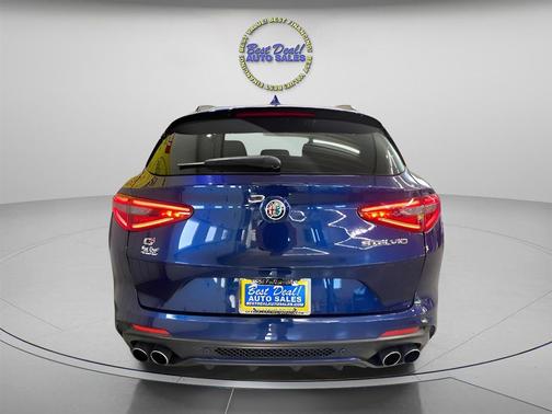 2018 Alfa Romeo Stelvio Quadrifoglio