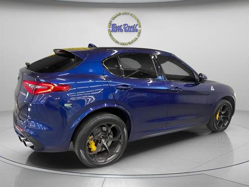 2018 Alfa Romeo Stelvio Quadrifoglio