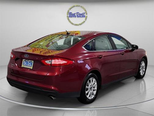 2015 Ford Fusion SE
