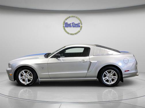 2014 Ford Mustang V6