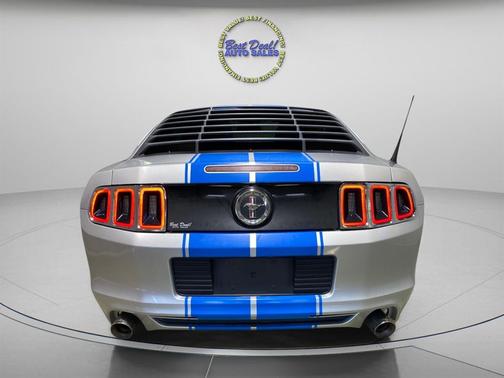 2014 Ford Mustang V6