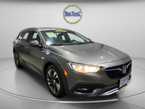 2019 Buick Regal TourX Essence
