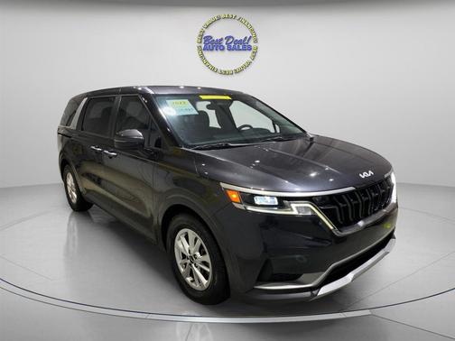 2023 Kia Carnival LX