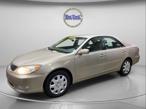2005 Toyota Camry XLE