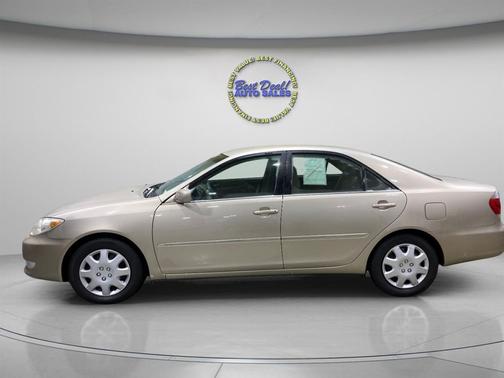 2005 Toyota Camry XLE