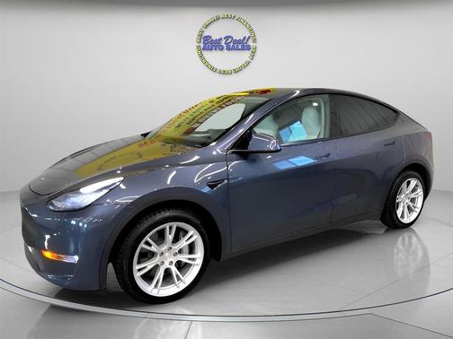 2023 Tesla Model Y Long Range AWD