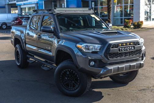 2016 Toyota Tacoma SR5