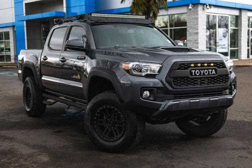 2016 Toyota Tacoma SR5