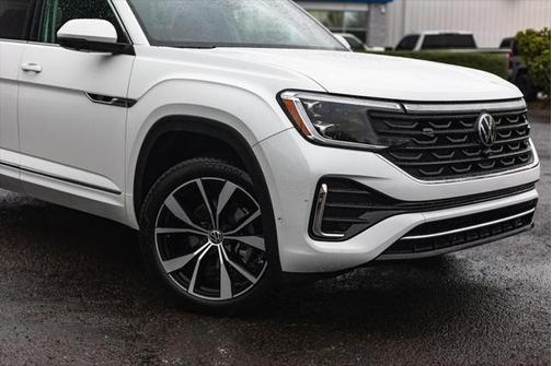 2024 Volkswagen Atlas 2.0T SEL Premium R-Line 4MOTION