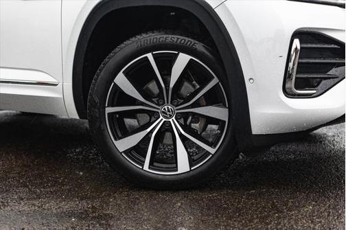 2024 Volkswagen Atlas 2.0T SEL Premium R-Line 4MOTION