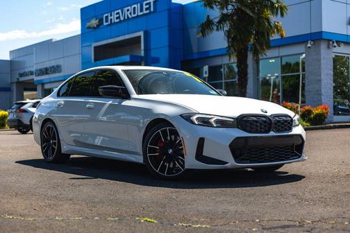 Mineral White Metallic 2023 BMW M340 M340i
