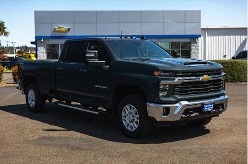 2025 Chevrolet Silverado 3500 LT