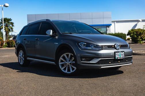 2017 Volkswagen Golf Alltrack TSI SEL