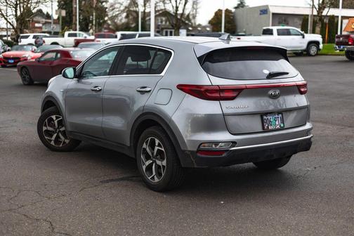 2022 Kia Sportage LX