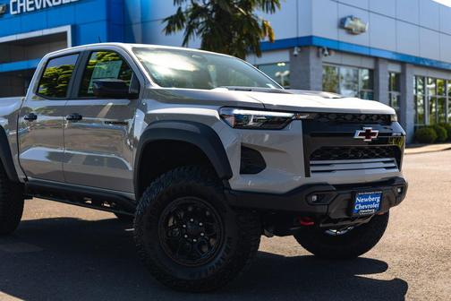 White Sands 2026 Chevrolet Colorado ZR2