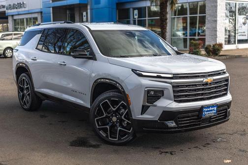 Polar White Tricoat 2026 Chevrolet Traverse High Country