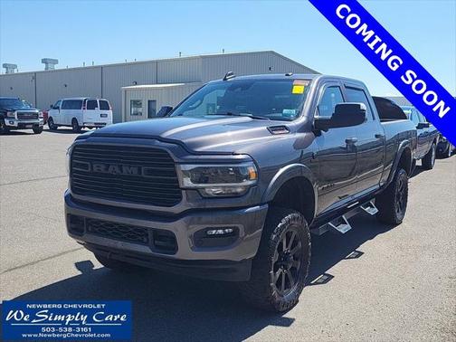2020 RAM 2500 Laramie Crew Cab 4X4 6'4' Box