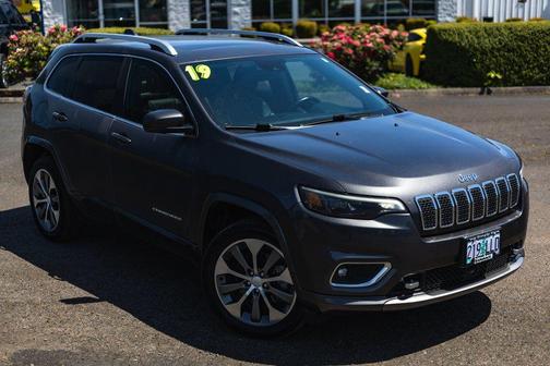 2019 Jeep Cherokee Overland