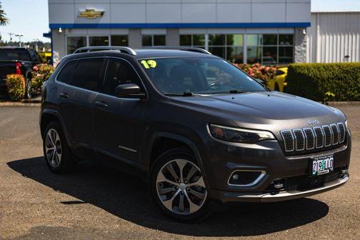 2019 Jeep Cherokee Overland