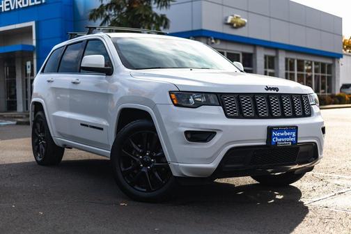 2017 Jeep Grand Cherokee Altitude