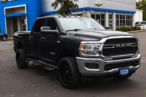 2021 RAM 2500 Tradesman Crew Cab 4x4 6'4' Box