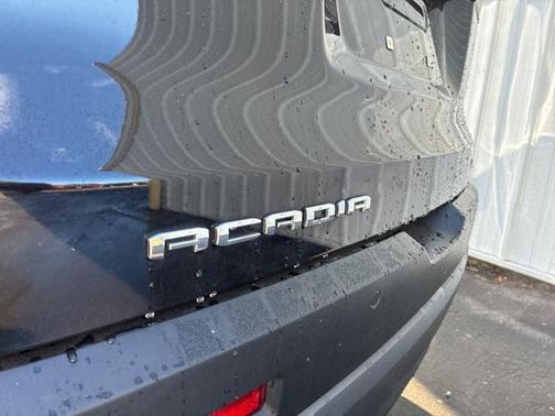 2023 GMC Acadia AWD AT4