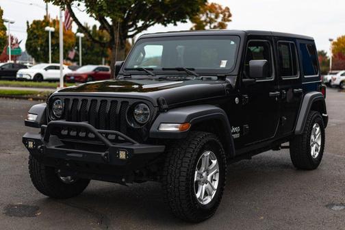 2018 Jeep Wrangler Unlimited Sport