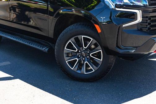 Black 2023 Chevrolet Tahoe 4WD Z71