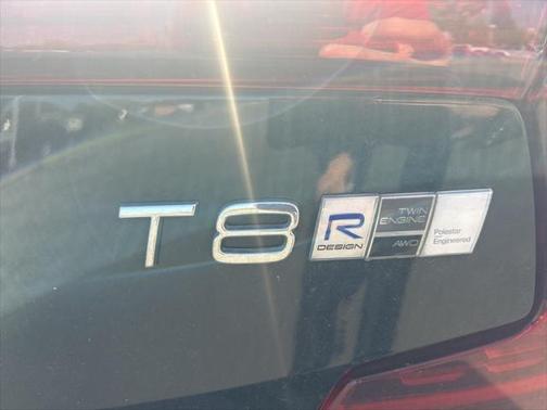 2020 Volvo S60 Hybrid T8 R-Design