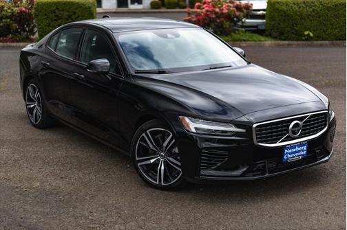 2020 Volvo S60 Hybrid T8 R-Design