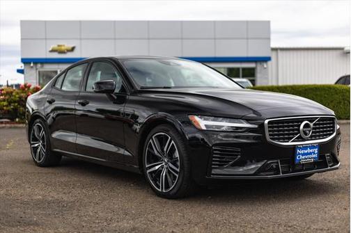 2020 Volvo S60 Hybrid T8 R-Design