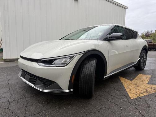 2024 Kia EV6 Light Long Range