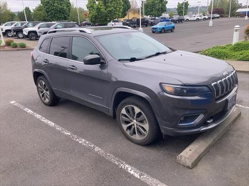 2019 Jeep Cherokee Overland