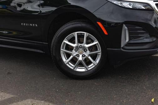 Mosaic Black Metallic 2024 Chevrolet Equinox 1LT