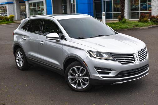 Ingot Silver 2016 Lincoln MKC Select